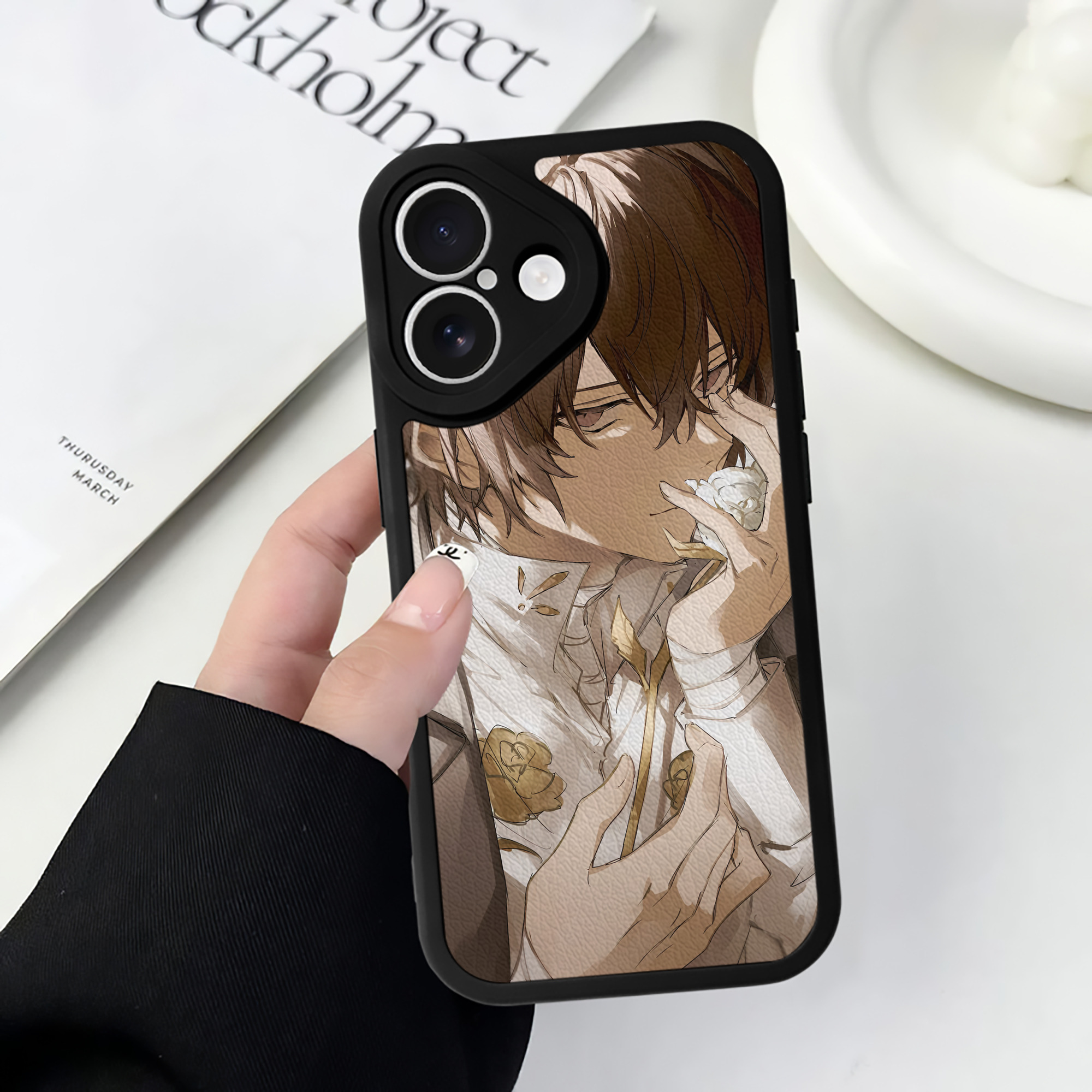 （画像用） 文豪ストレイドッグス Bungo Stray Dogs 【iPhone 16シリーズ対応】シリコンスマホケース（レザー調） 材質：シリコン